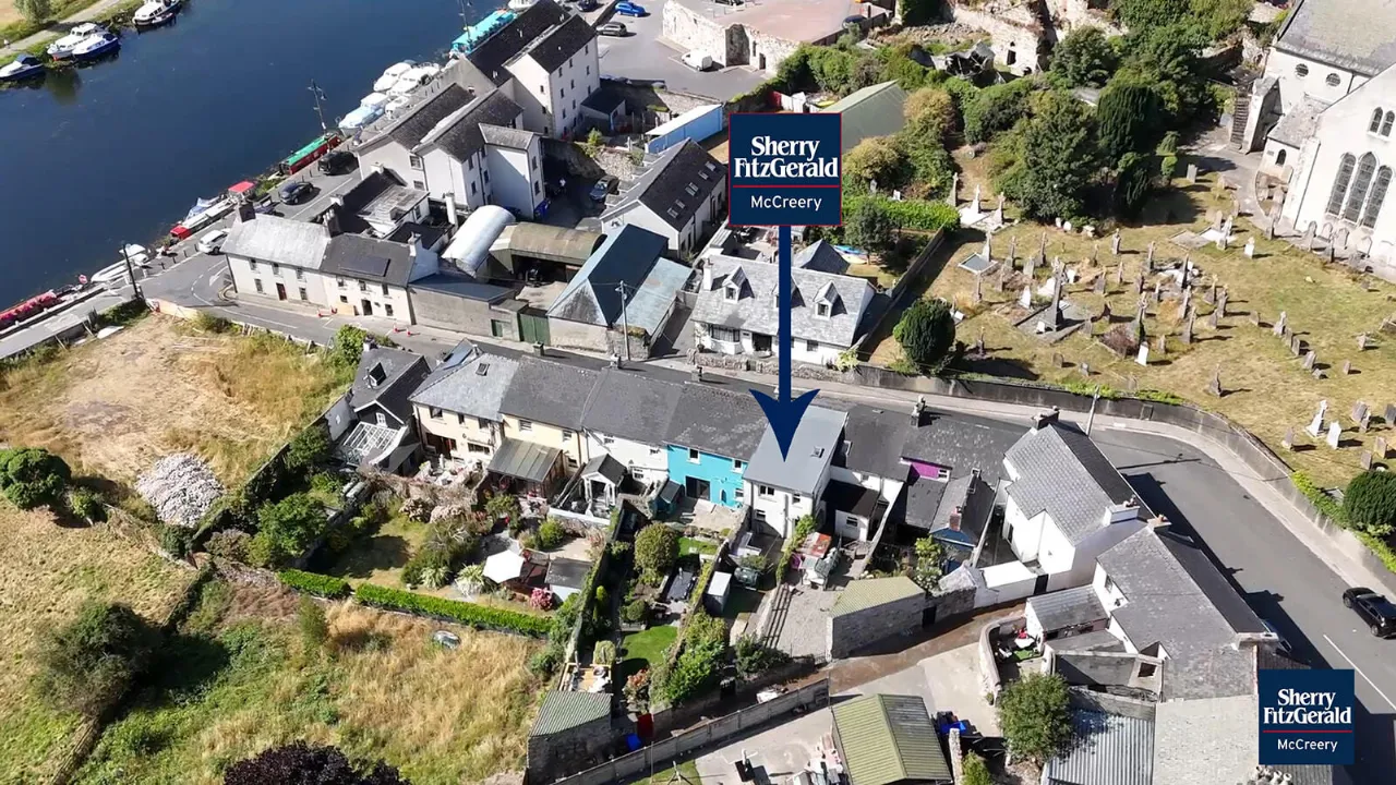 Photo of 10 Barrow Lane, Graiguenamanagh, Co Kilkenny, R95 A5F3