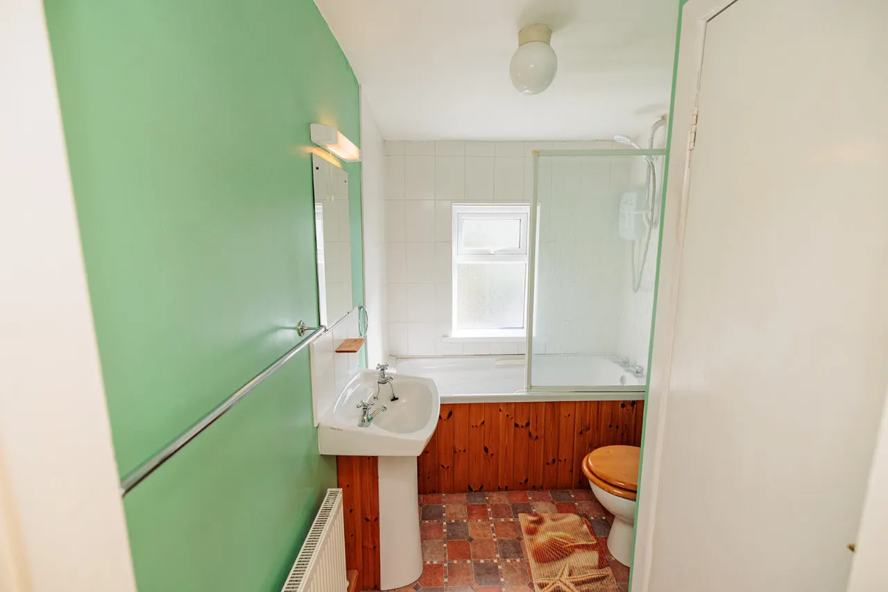 Photo of 10 Barrow Lane, Graiguenamanagh, Co Kilkenny, R95 A5F3