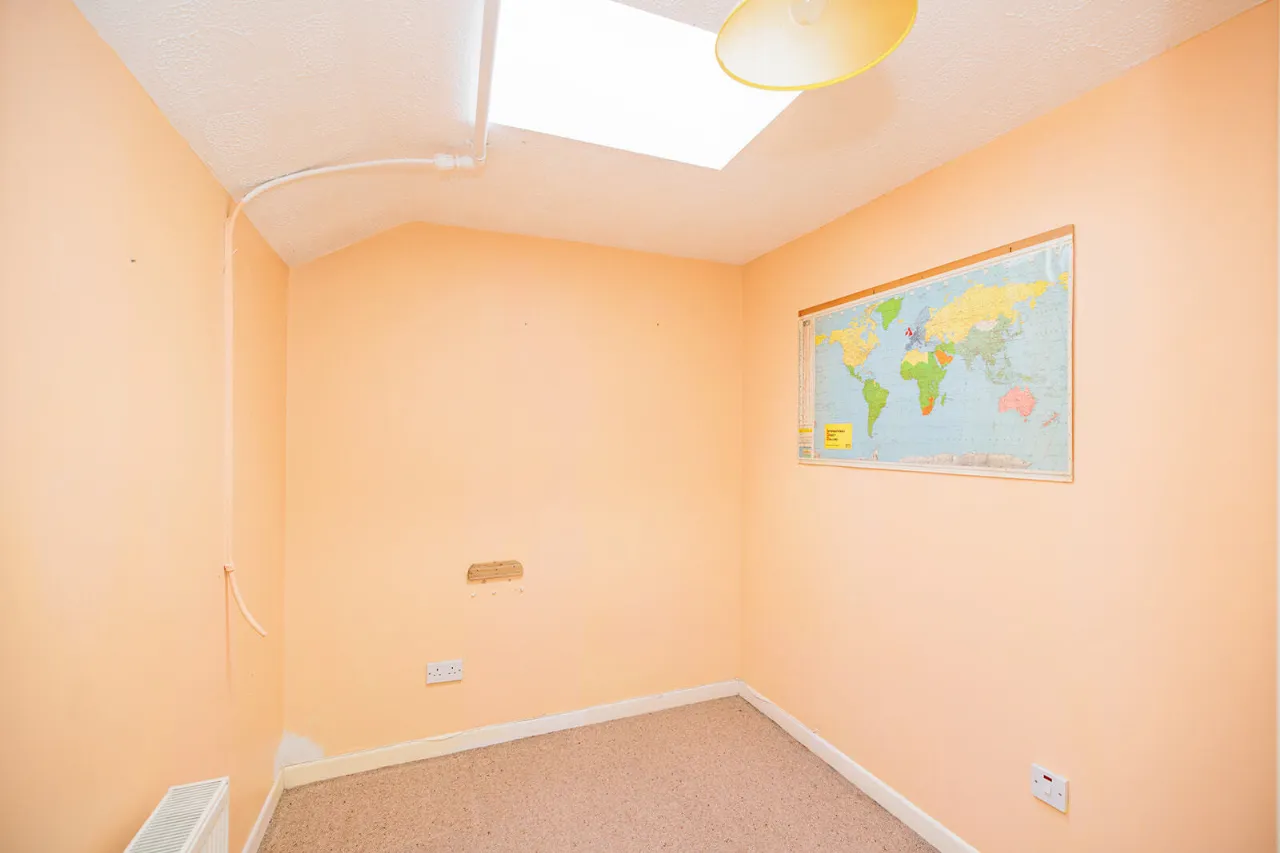 Photo of 10 Barrow Lane, Graiguenamanagh, Co Kilkenny, R95 A5F3