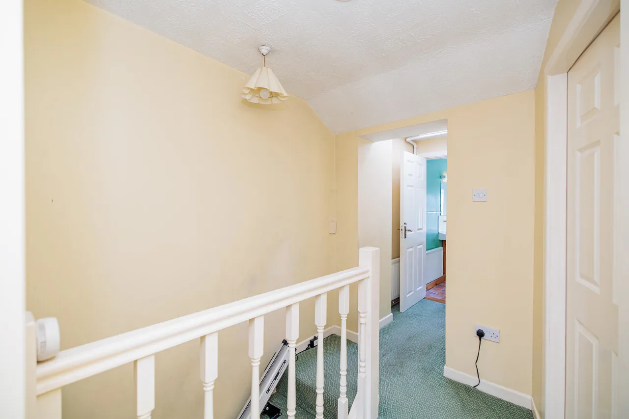 Photo of 10 Barrow Lane, Graiguenamanagh, Co Kilkenny, R95 A5F3