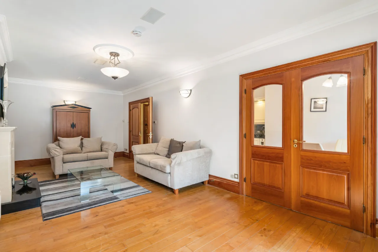 Photo of Apartment 8, Linden, 31-33 Merrion Road, Ballsbridge, Dublin 4, D04 NW28