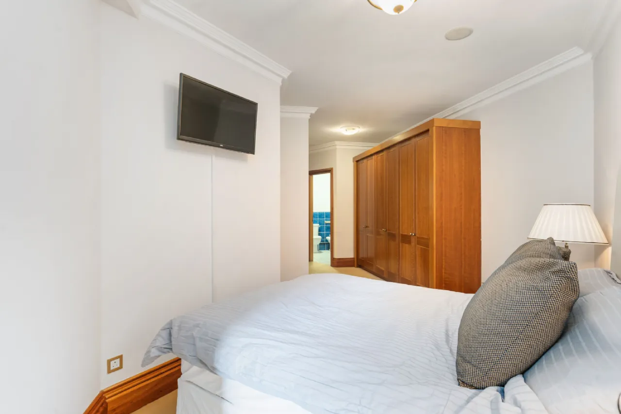 Photo of Apartment 8, Linden, 31-33 Merrion Road, Ballsbridge, Dublin 4, D04 NW28