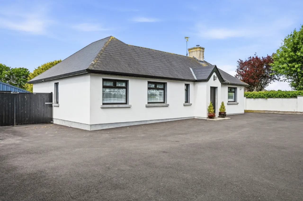 Photo of April Cottage, Boolavogue, Ferns, Co. Wexford, Y21KC67