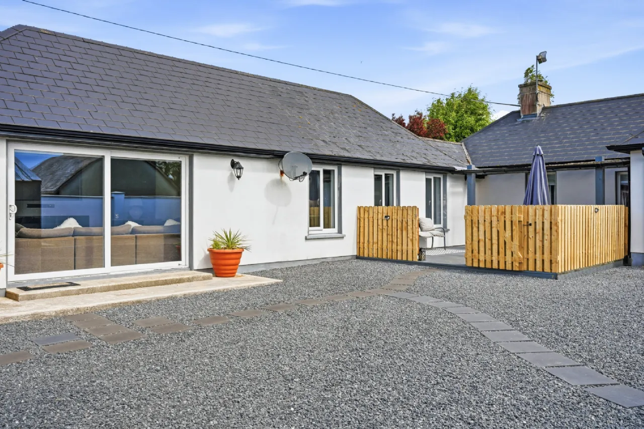 Photo of April Cottage, Boolavogue, Ferns, Co. Wexford, Y21KC67