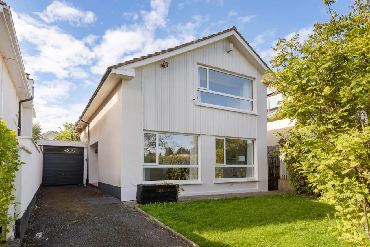 Photo of 7 Kerrymount Close, Foxrock, Dublin 18, D18 F8K7