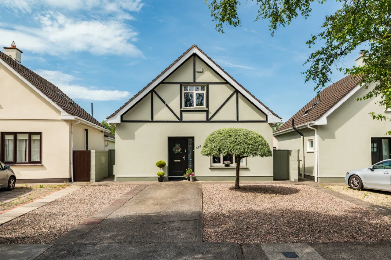 Photo of 215 Sundays Well, Naas, Co. Kildare, W91 DT7P