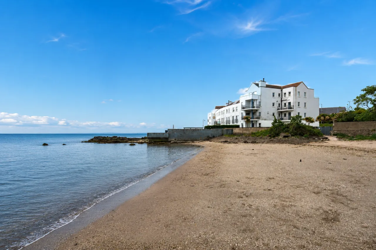 Photo of 3 Marine Court, Blackrock, Co. Louth, A91 D6C9