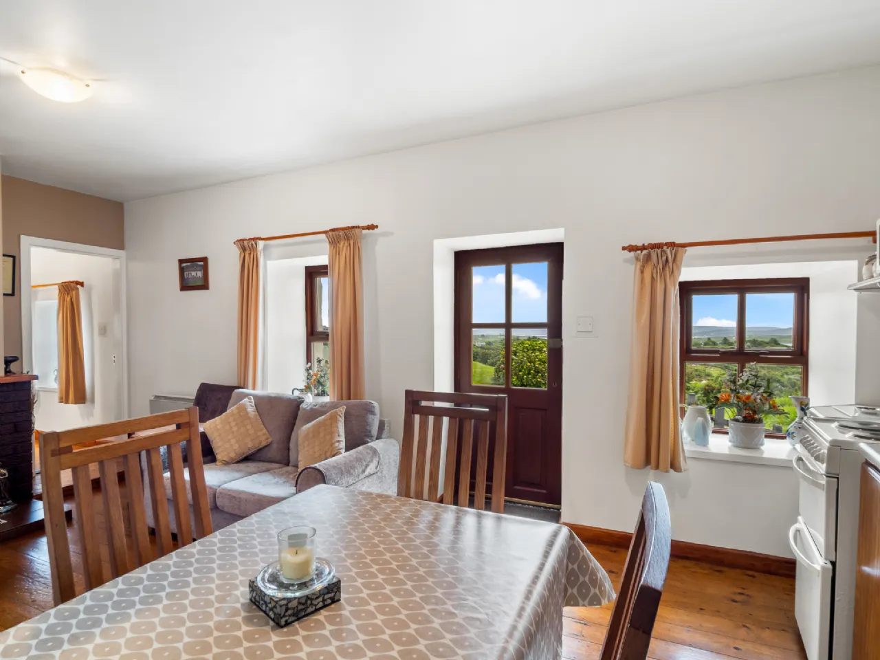 Photo of Errisbeg, Roundstone, Co.Galway, H91 KT2K