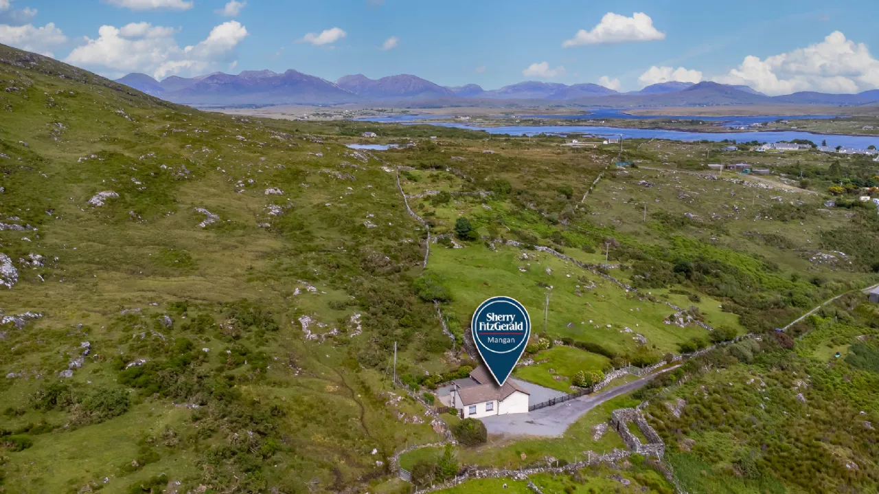 Photo of Errisbeg, Roundstone, Co.Galway, H91 KT2K