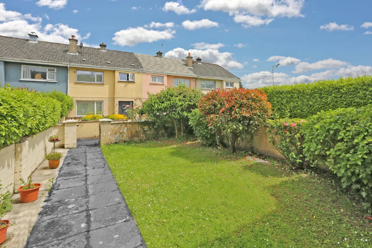 Photo of 99 Finian Park, Shannon, Clare, V14 AE98