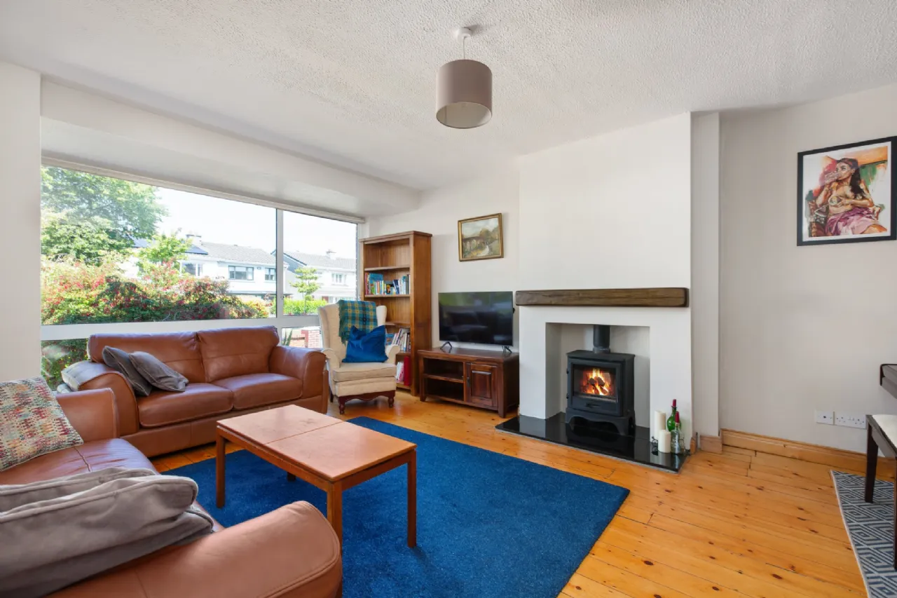 Photo of 31 Broadford Lawn, Ballinteer, Dublin 16, D16 Y284