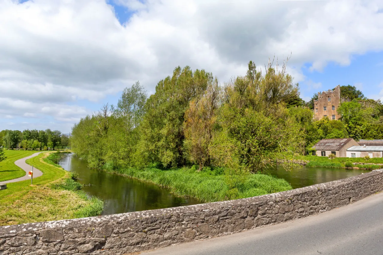 Photo of Ardfinnan Castle, Ardfinnan, County Tipperary, E91 A398