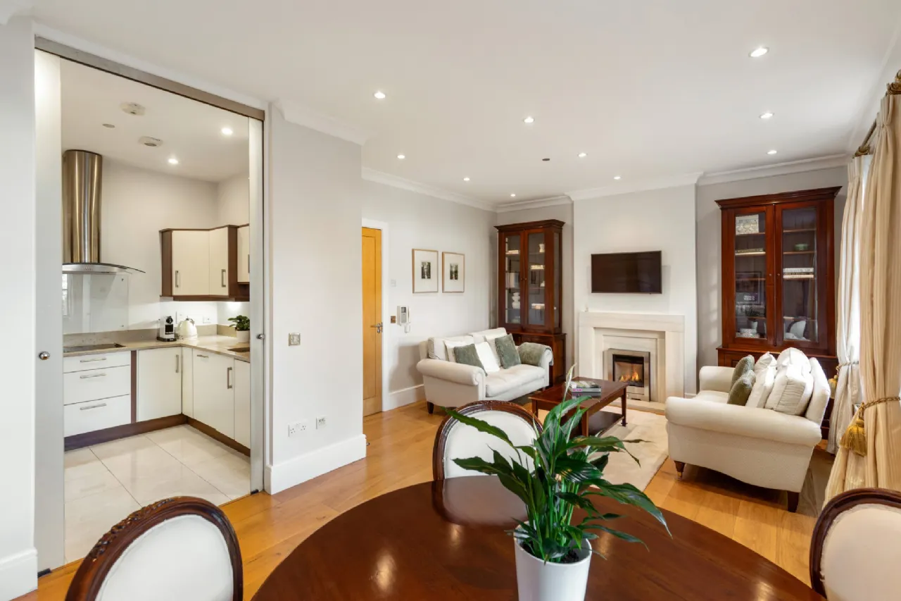 Photo of 8 Cairnbrook Hall, Glenamuck Road, Carrickmines, Dublin 18, D18 K1X1
