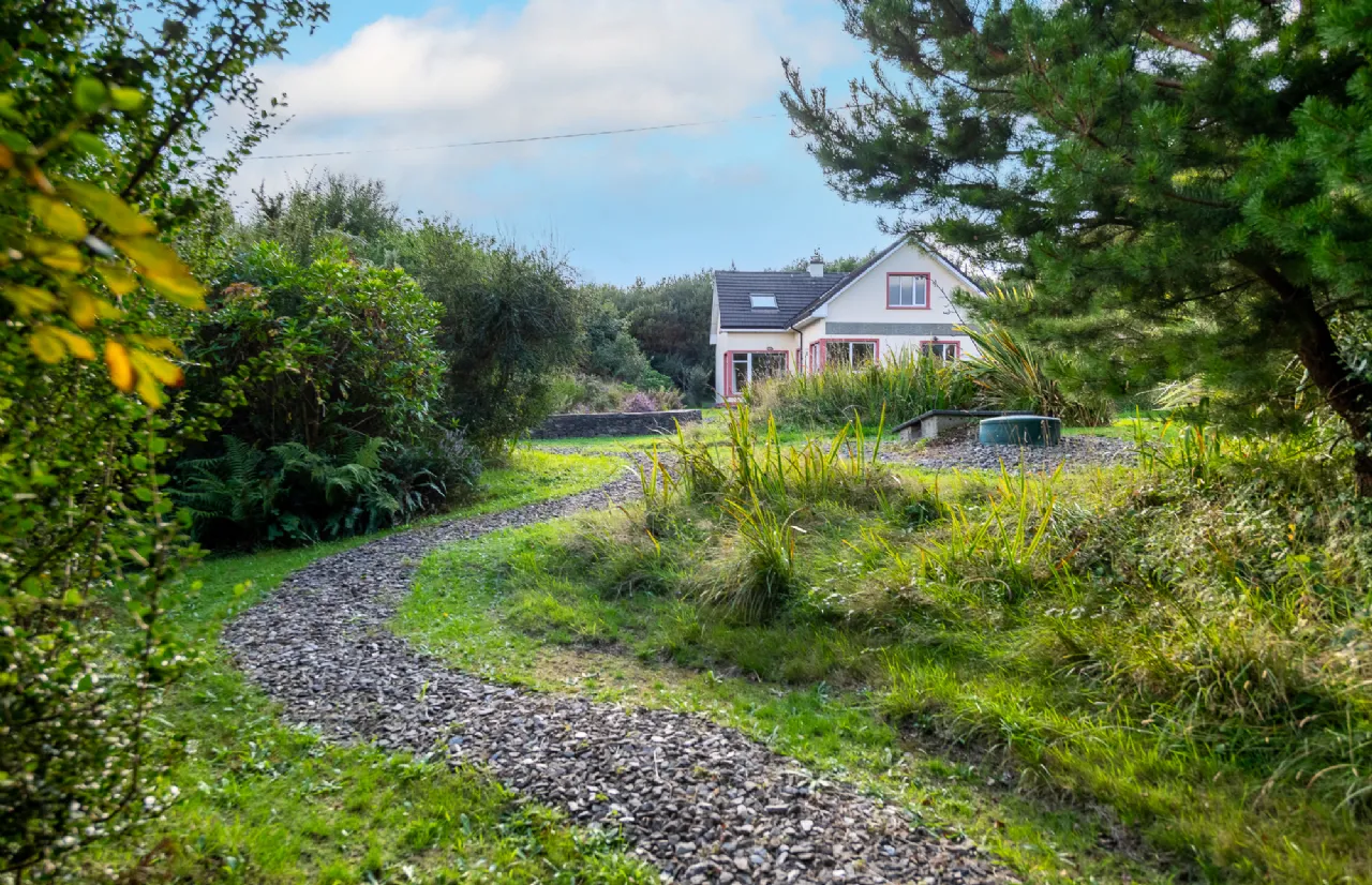 Photo of Oisin House, Doon, Tahilla, Co Kerry, V93AP58