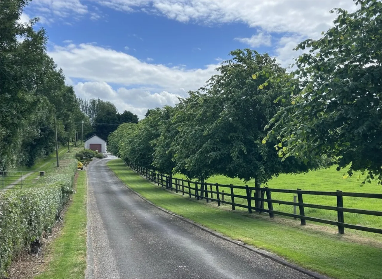 Photo of Deansgrove, Cashel, Co Tipperary, E25KD29