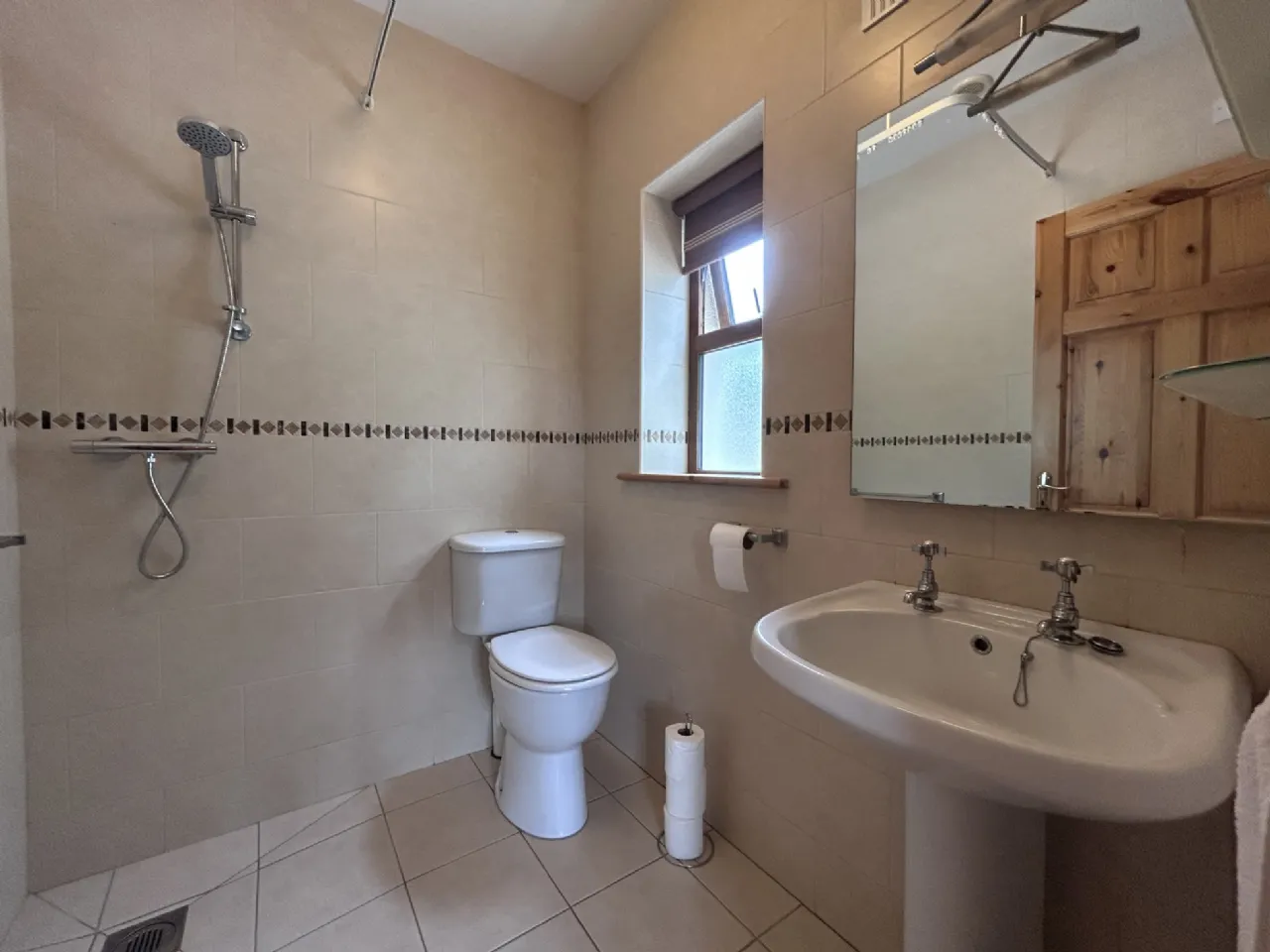 Photo of Deansgrove, Cashel, Co Tipperary, E25KD29