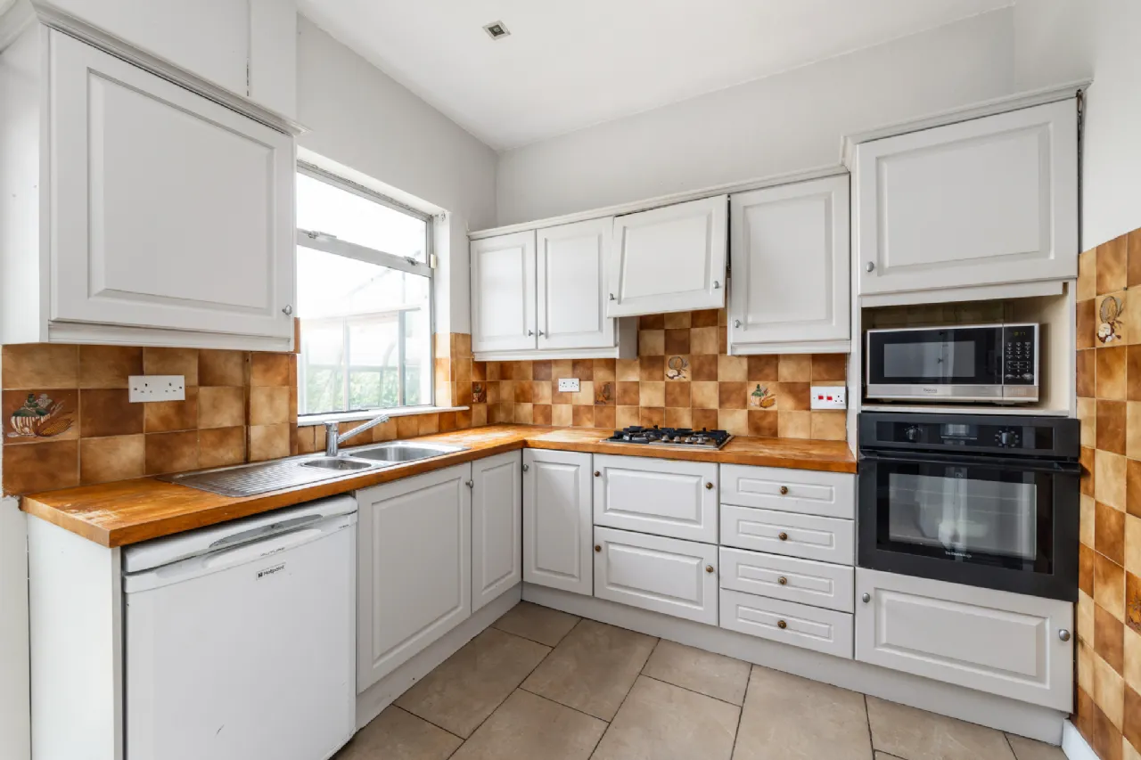 Photo of 18 Oulton Road, Clontarf, Dublin 3, D03 AK64