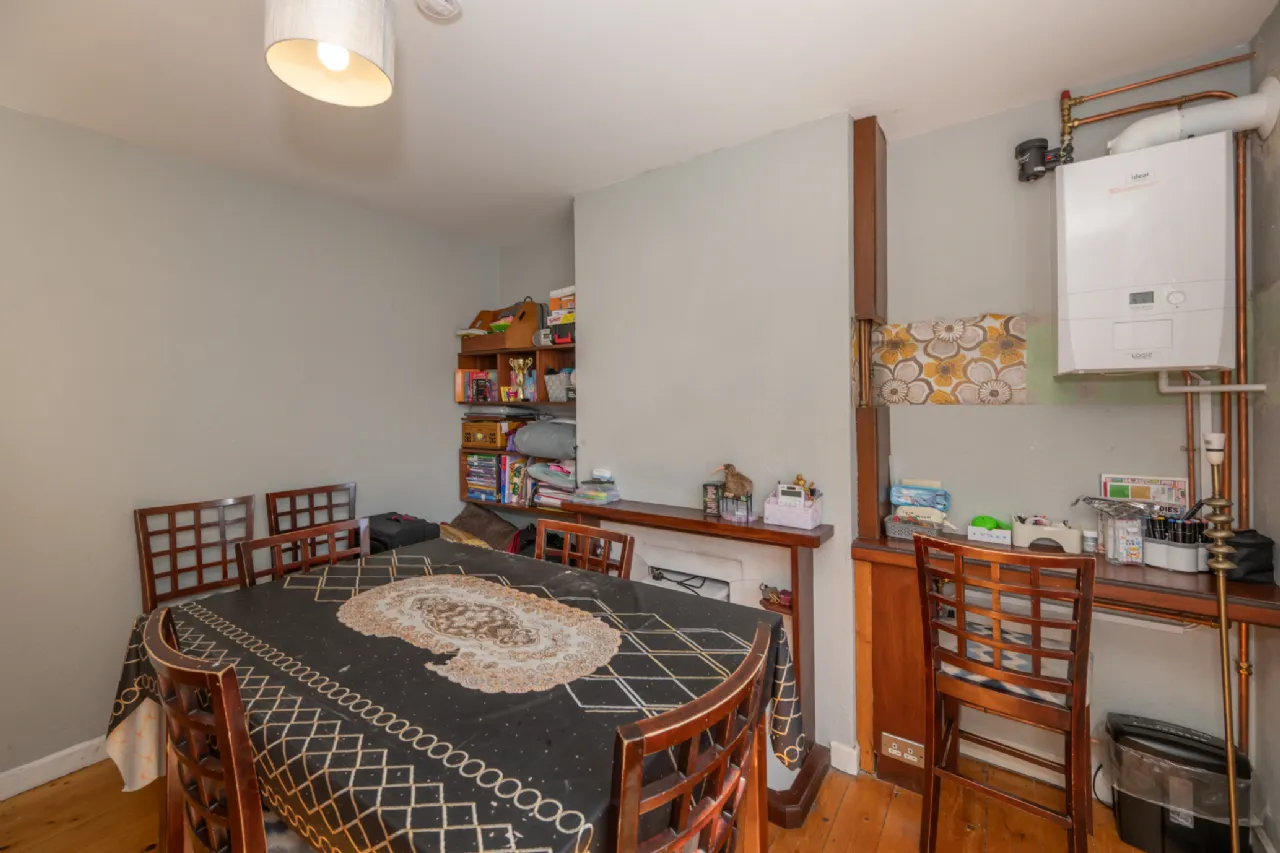 Photo of 101 Earlwood Estate, The Lough, Cork, T12 K6W6