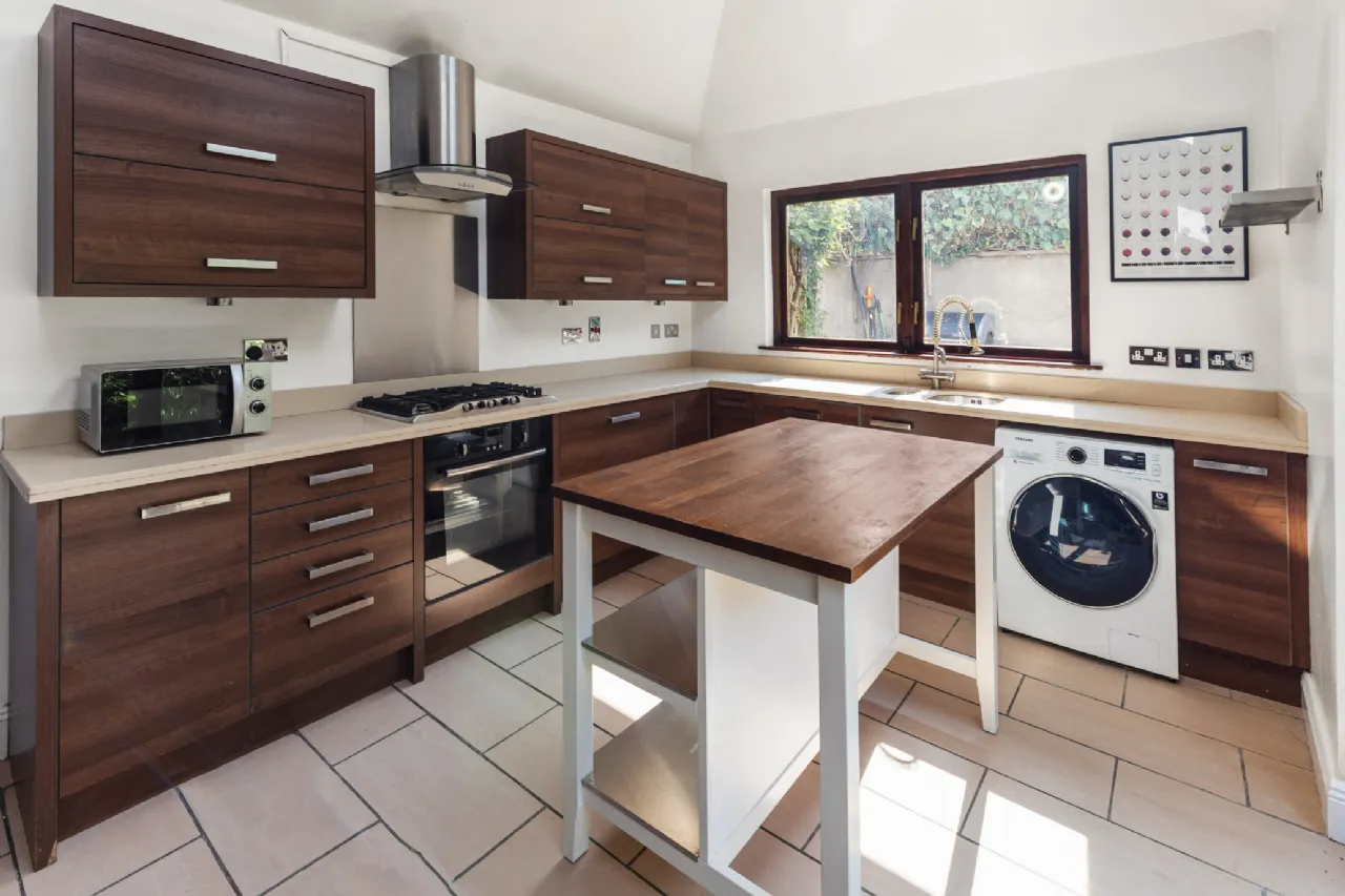 Photo of 1 Doon Avenue, North Circular Road, Dublin 7, D07 A9Y1