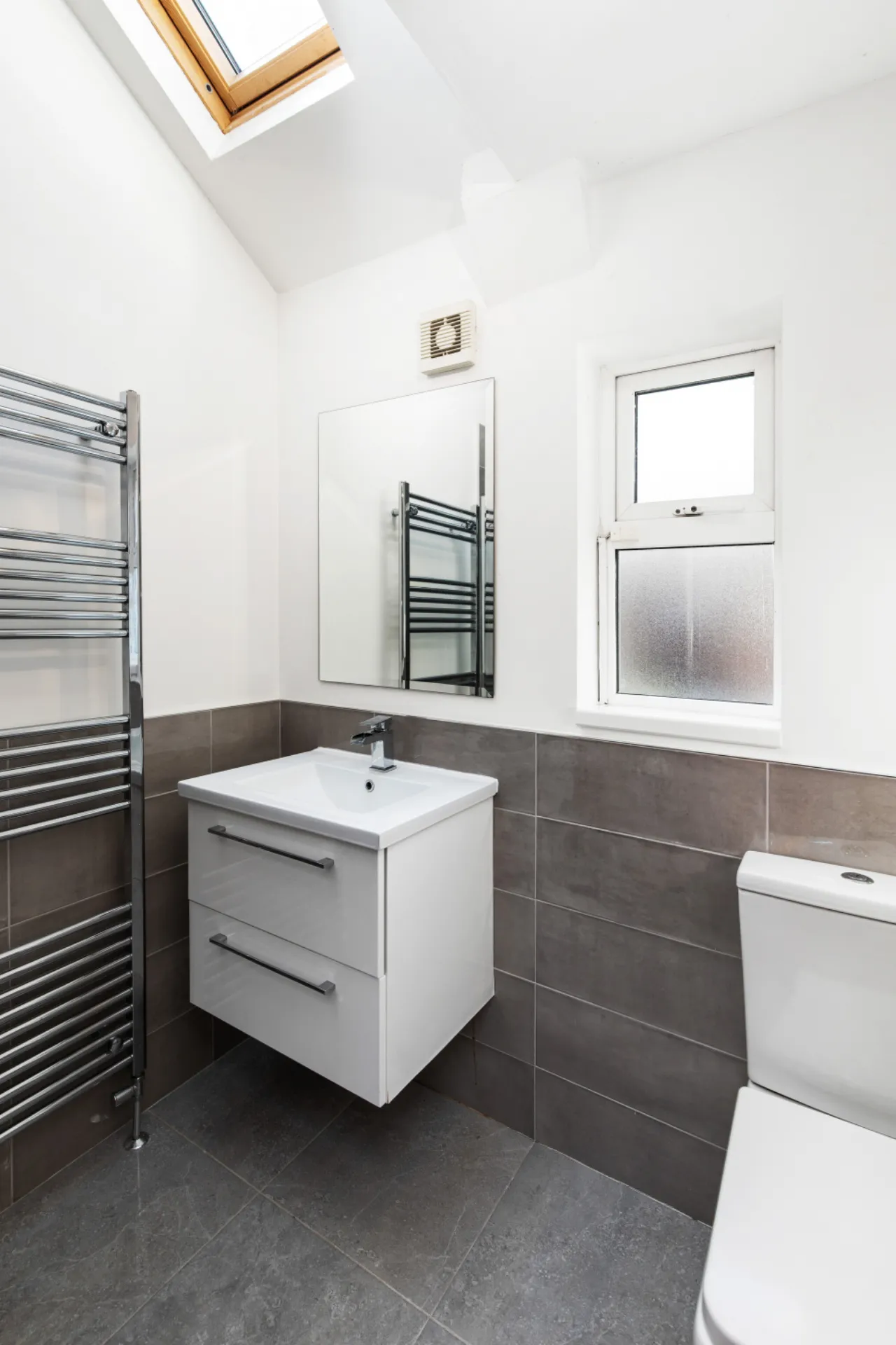 Photo of 1 Doon Avenue, North Circular Road, Dublin 7, D07 A9Y1