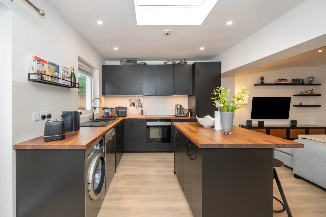 Photo of 23 The Cedars, Classes Lake, Ovens, Cork, P31TK76