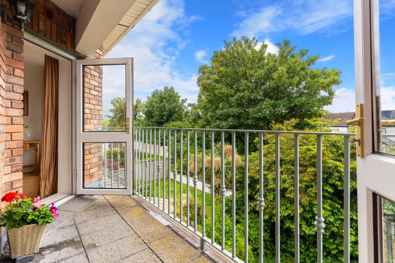 Photo of 75 The Eglinton, Donnybrook Castle, Donnybrook, Dublin 4, D04 K4H1