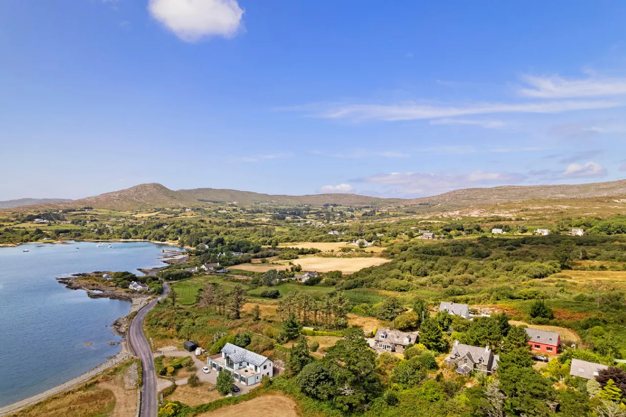 Photo of Whispering Pines, Reenacappul, Ahakista, Durrus, Co Cork, P75 NH21