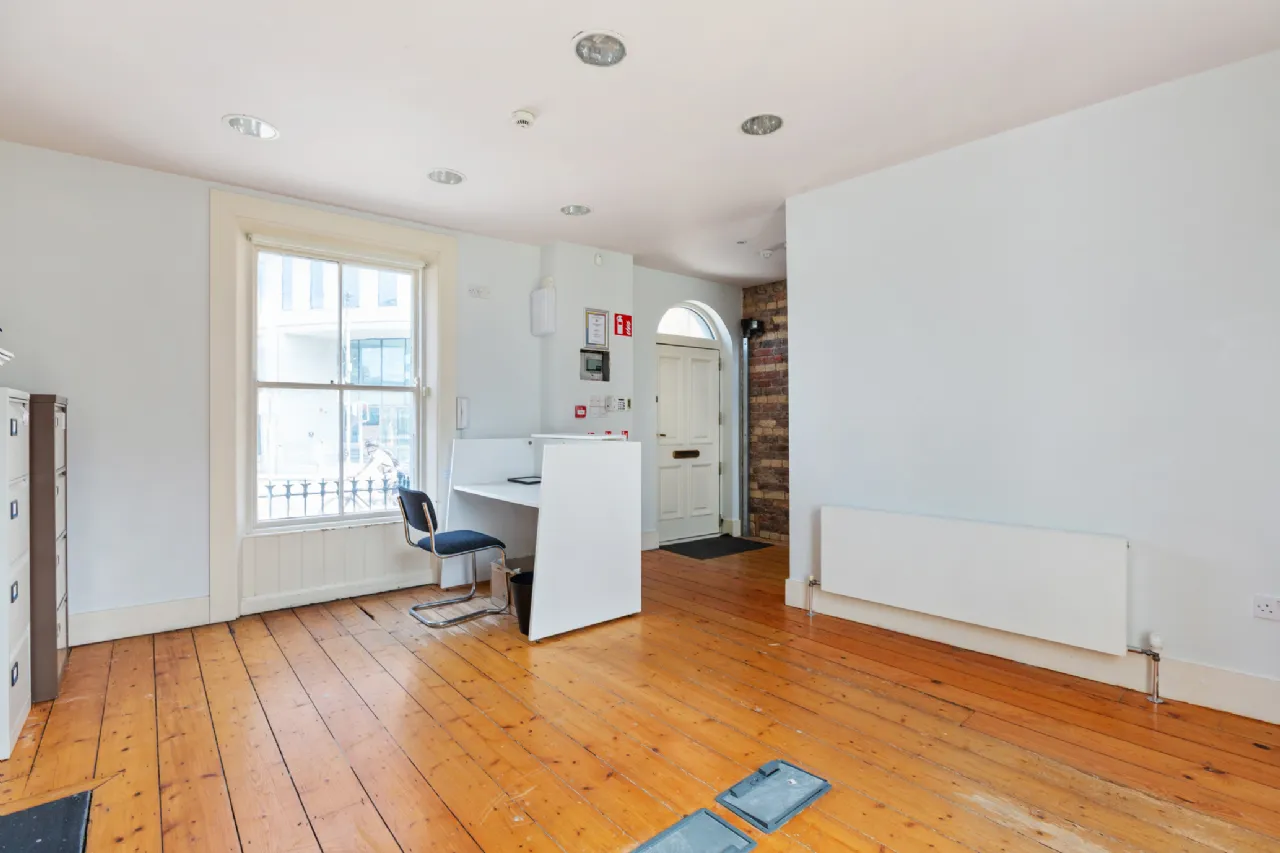 Photo of 13 Lower Grand Canal Street, Dublin 2, D02 T268