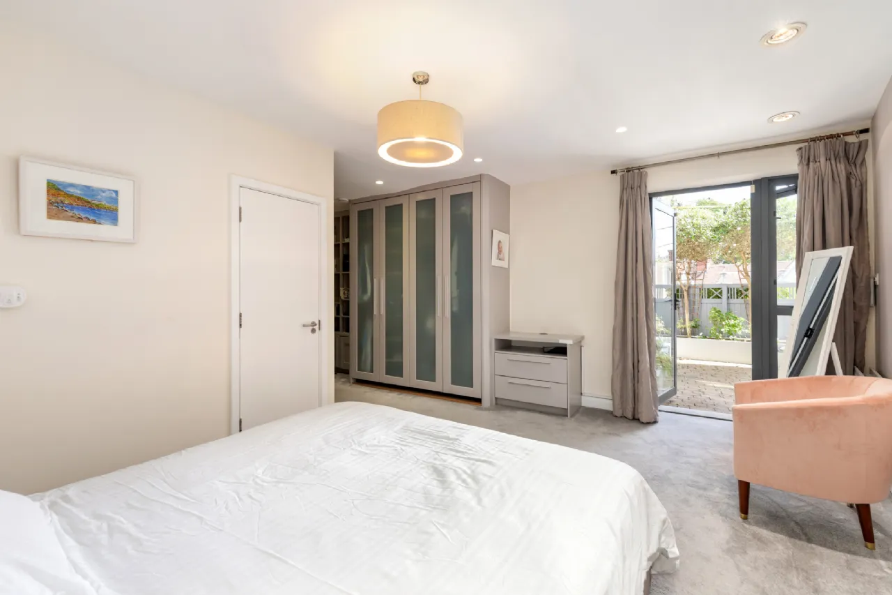 Photo of 3 Killiney Hill Plaza, Killiney Hill Road, Killiney, Co Dublin, A96 R640