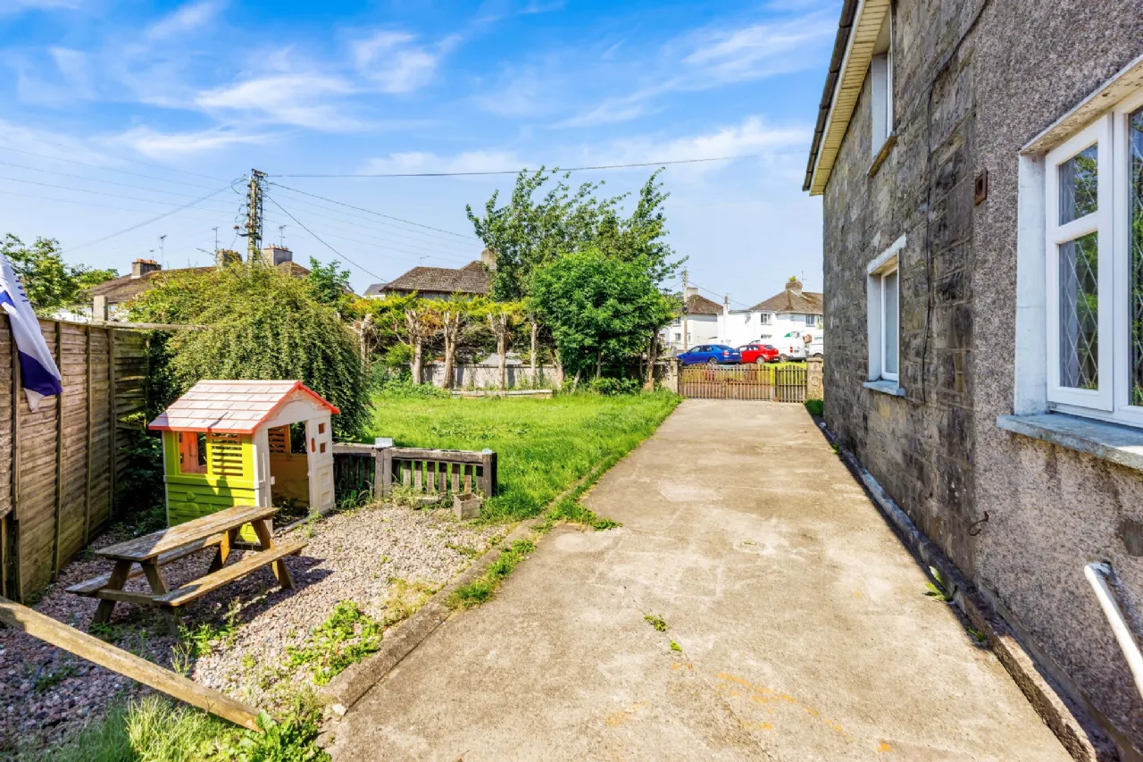 Photo of 31 Belgium Park, Monaghan Town, H18N792