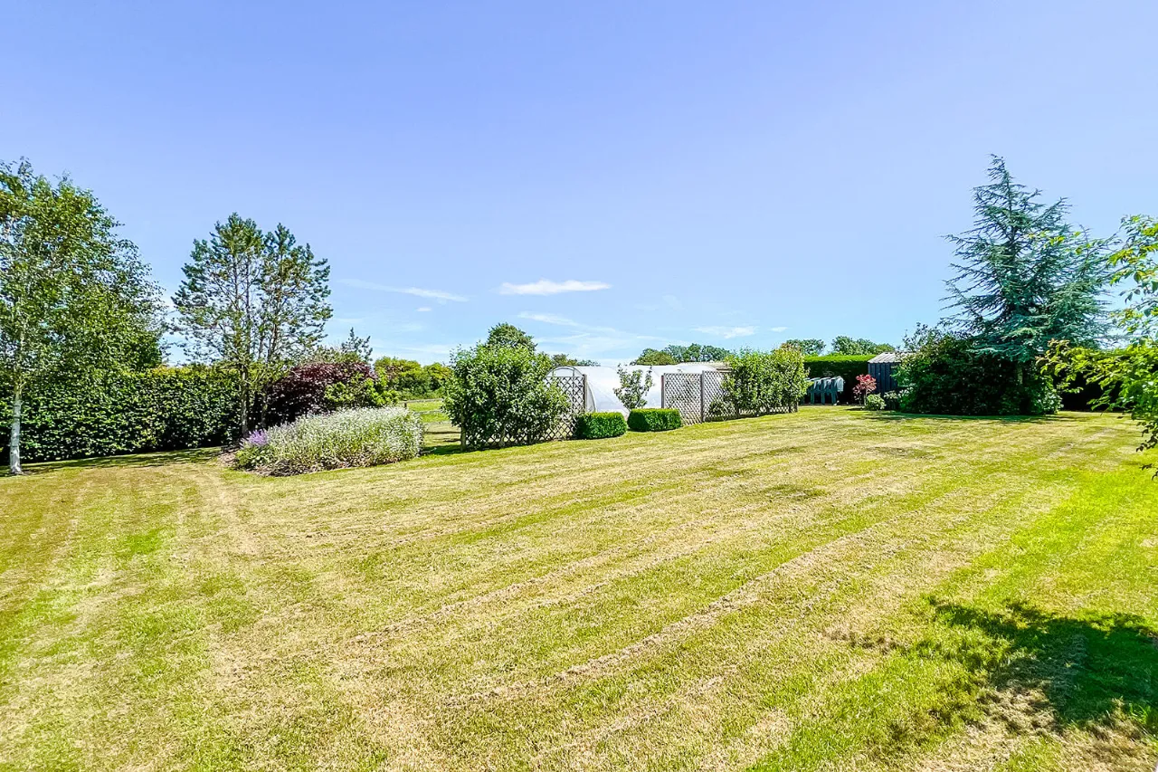 Photo of The Farside, Station Road, Thomastown, Co Kilkenny, R95 F8E8