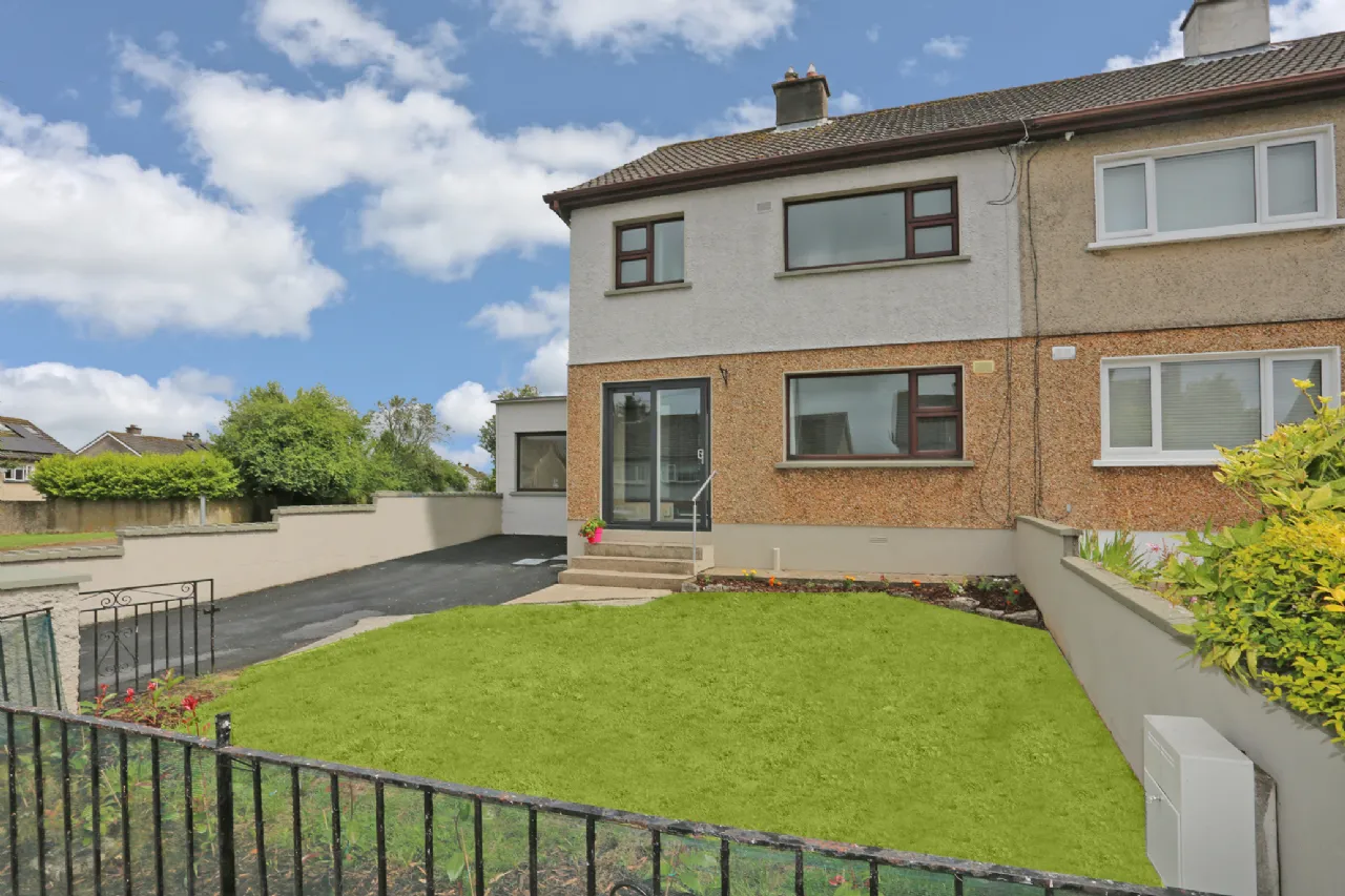 Photo of 23 Dooneen Road, Woodview Park, Limerick, V94 NX4N