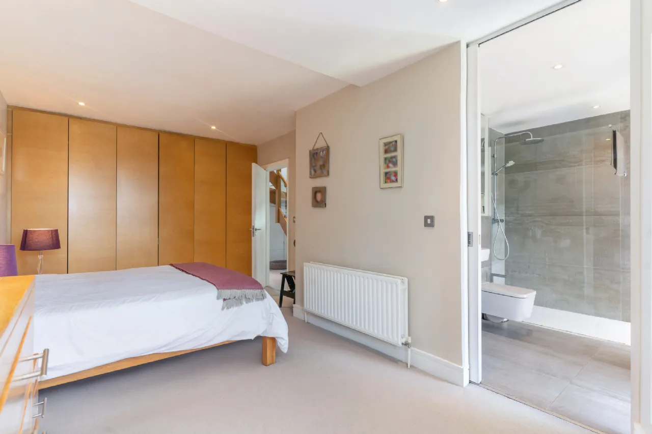 Photo of 13 Oaklands Drive, Ballsbridge, Dublin 4, D04 E6V3