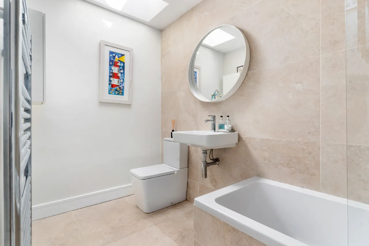 Photo of 13 Oaklands Drive, Ballsbridge, Dublin 4, D04 E6V3