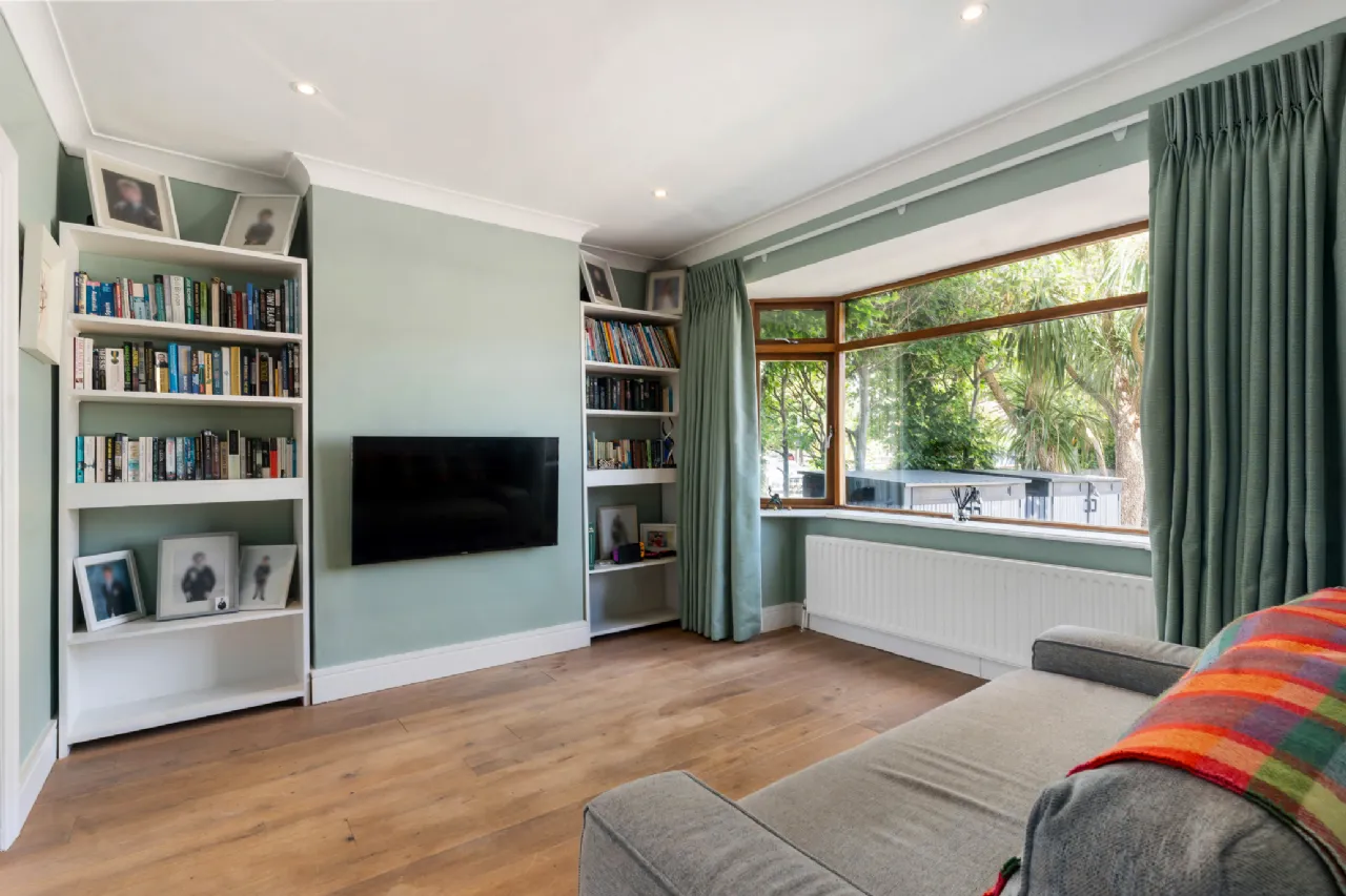 Photo of 13 Oaklands Drive, Ballsbridge, Dublin 4, D04 E6V3