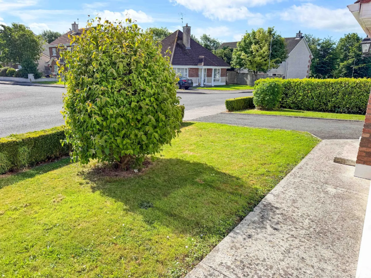 Photo of 2 Hazelwood, Dublin Road, Thurles, Co. Tipperary, E41 P9T4