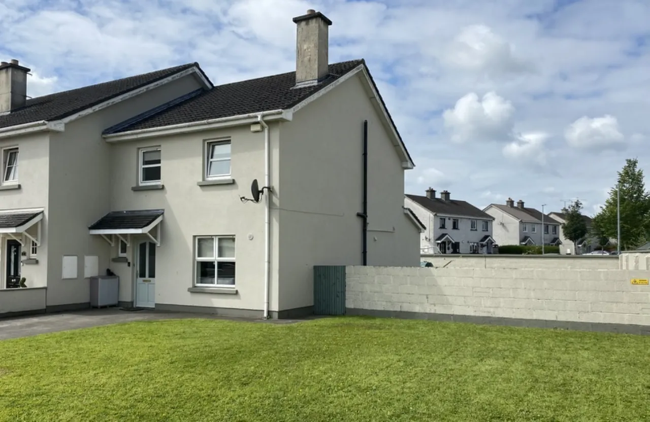 Photo of 16 Derravarragh Court, Castlepollard, Co. Westmeath, N91 V6T8