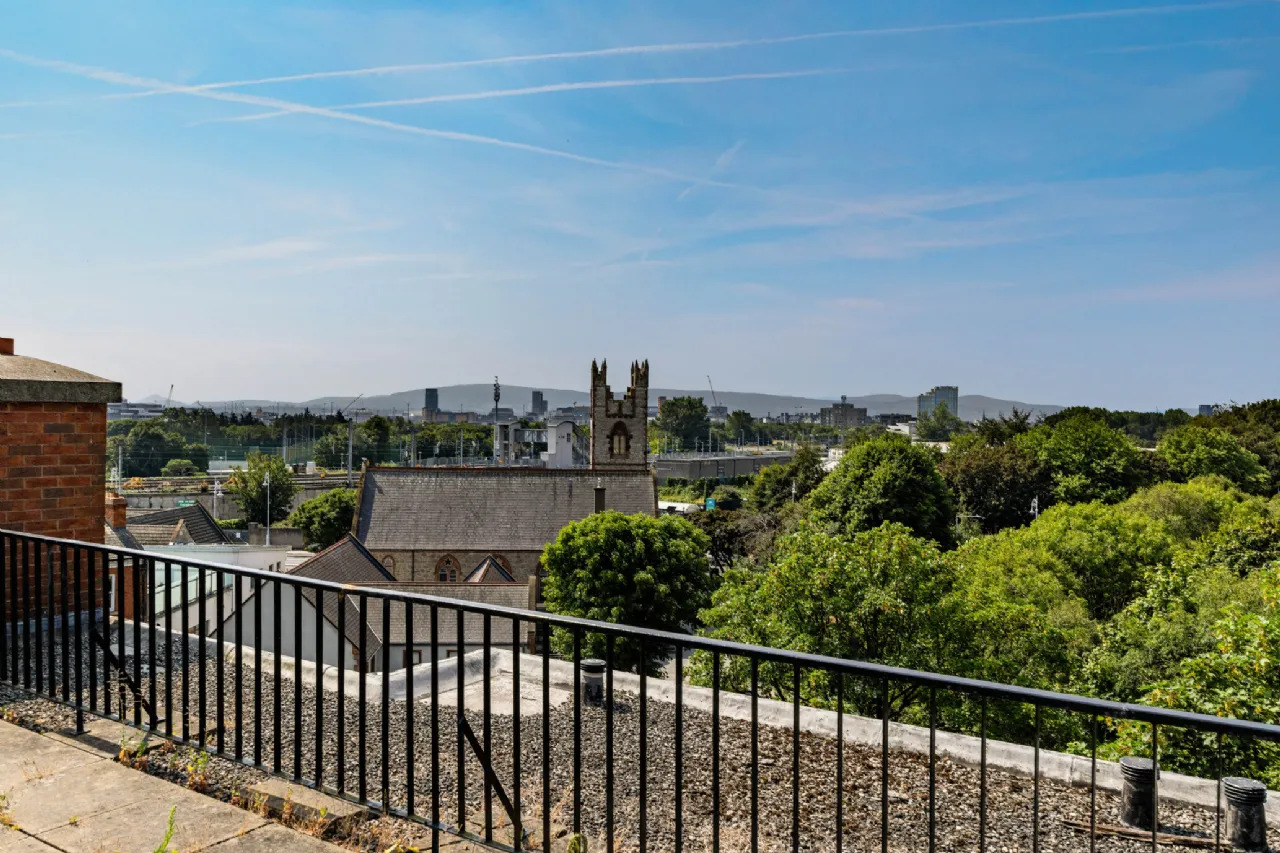 Photo of 43 Crescent House, Marino Crescent, Clontarf, Dublin 3, D03 RY73