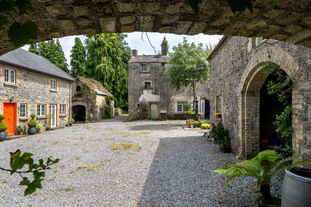 Photo of Ross House, Screggan, Tullamore, Co. Offaly, R35P959