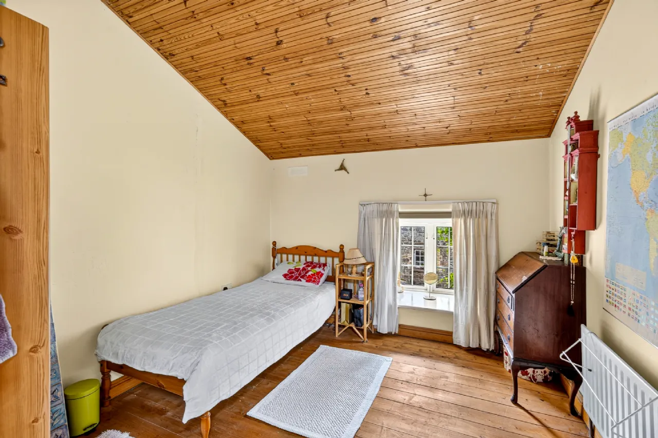 Photo of Ross House, Screggan, Tullamore, Co. Offaly, R35P959