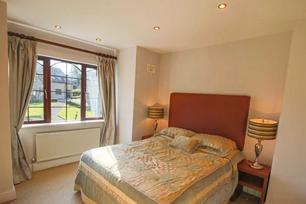Photo of 12 Clements Court, Lough Rynn, Mohill, Co. Leitrim, N41 DK83