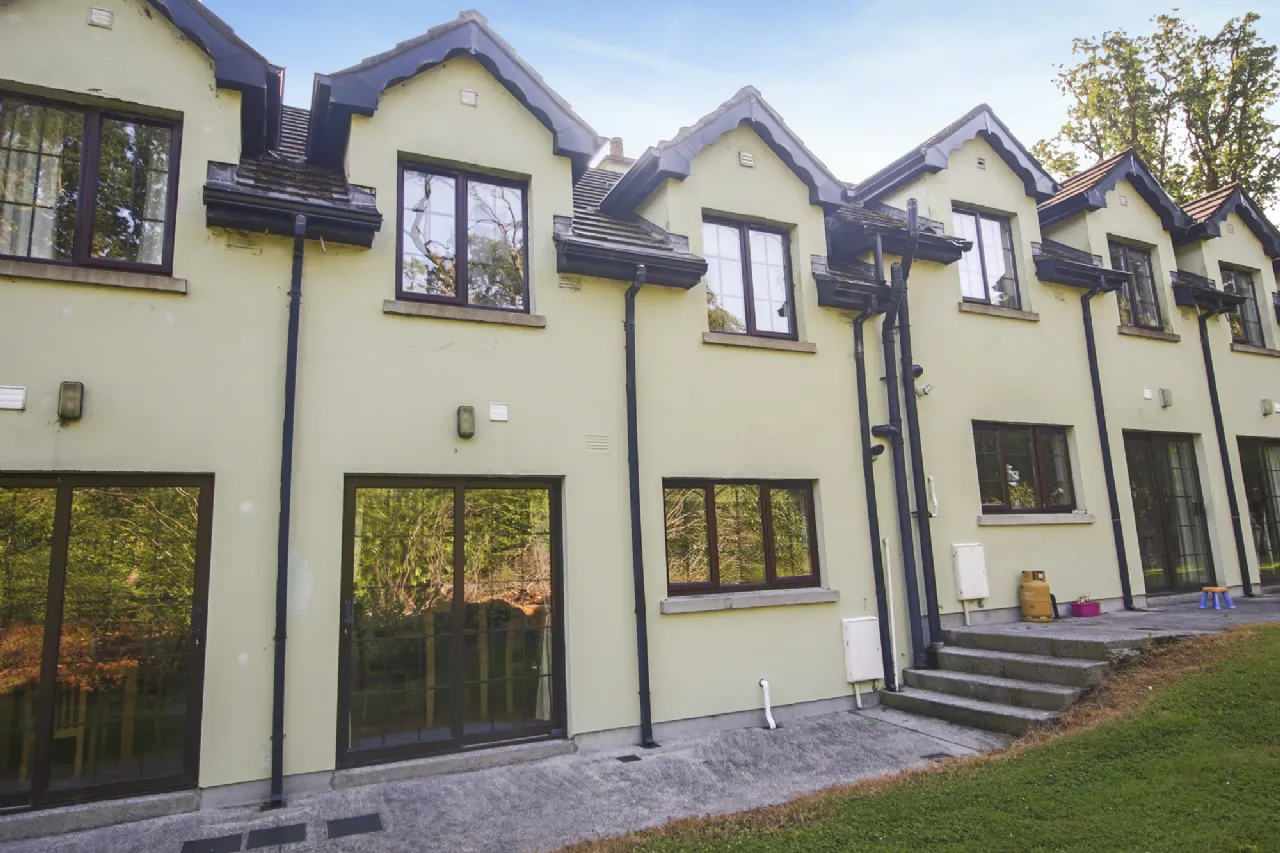 Photo of 12 Clements Court, Lough Rynn, Mohill, Co. Leitrim, N41 DK83