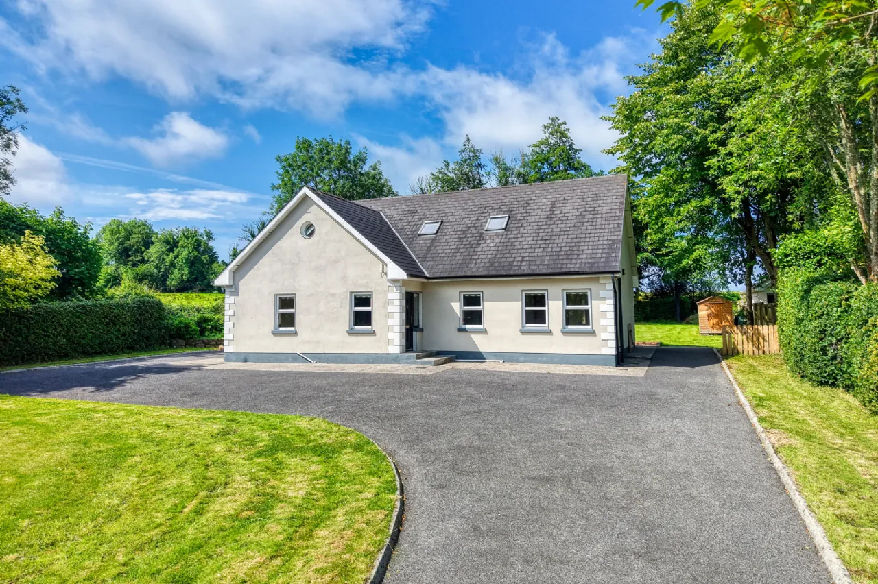 Photo of Cartrons, Longford, N39CY73