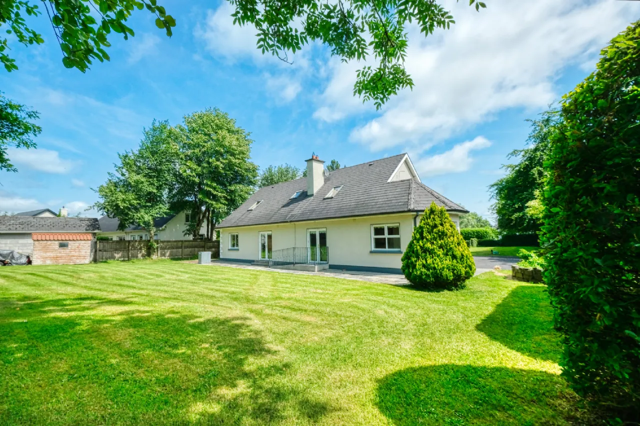 Photo of Cartrons, Longford, N39CY73