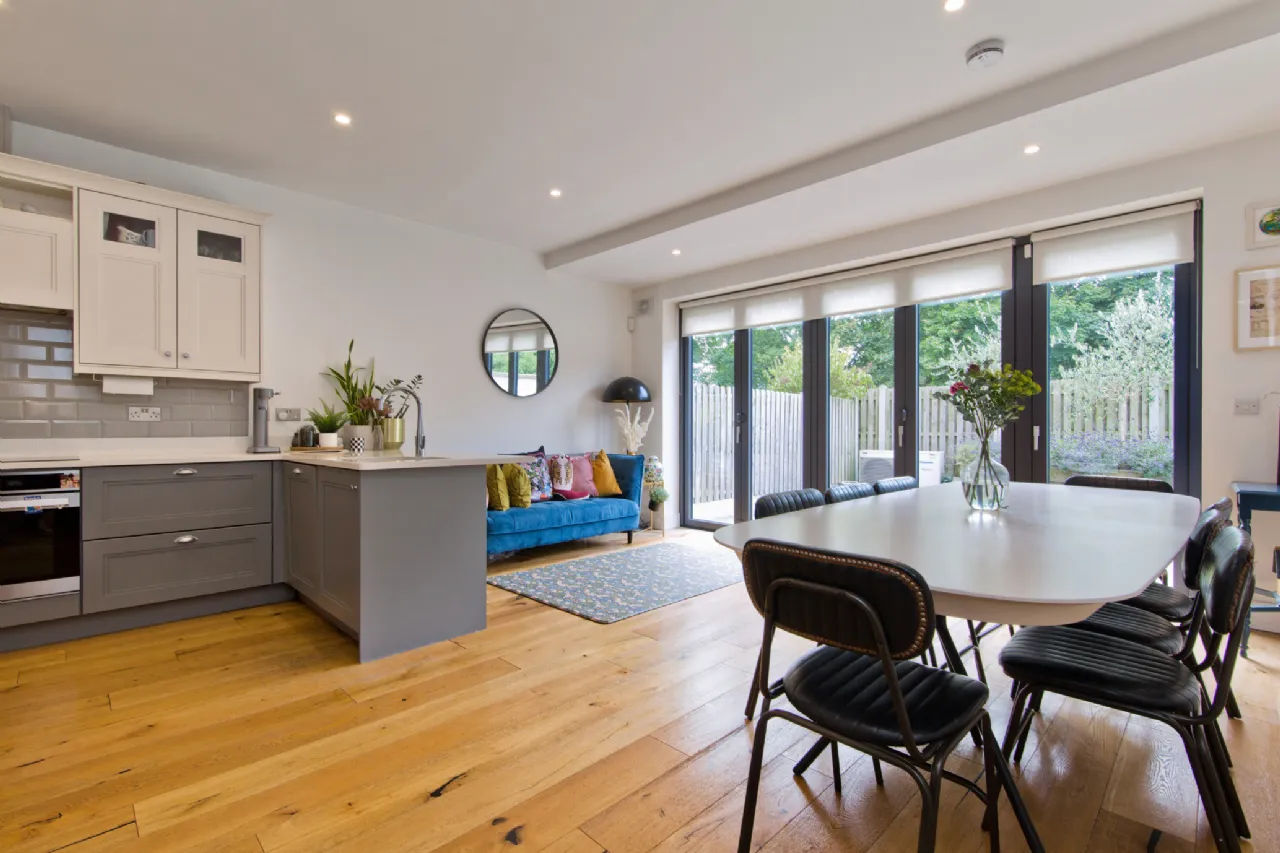 Photo of 1 Grand Canal View, Saint James's Terrace, Dublin 8, D08FNW2