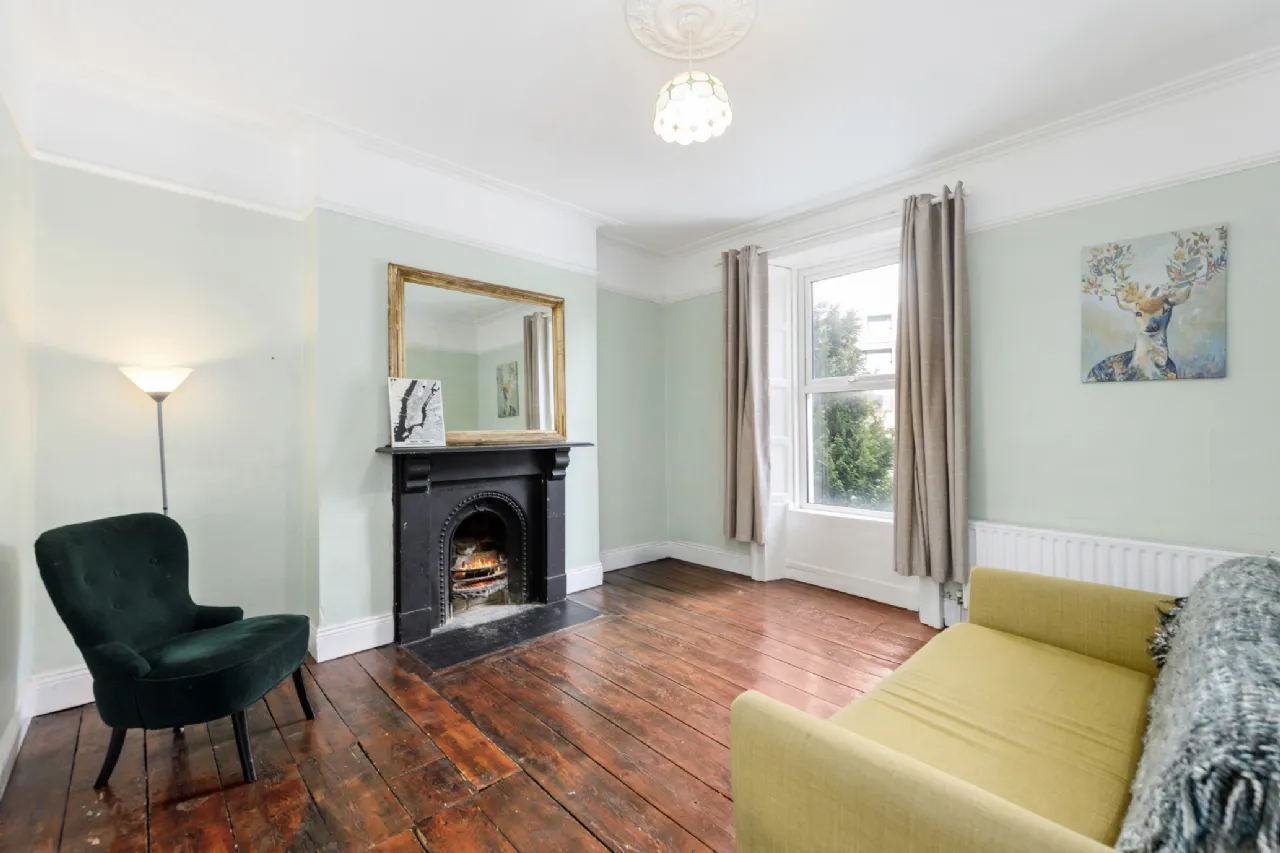 Photo of 25 Haddington Road, Ballsbridge, Dublin 4, D04 C9P2