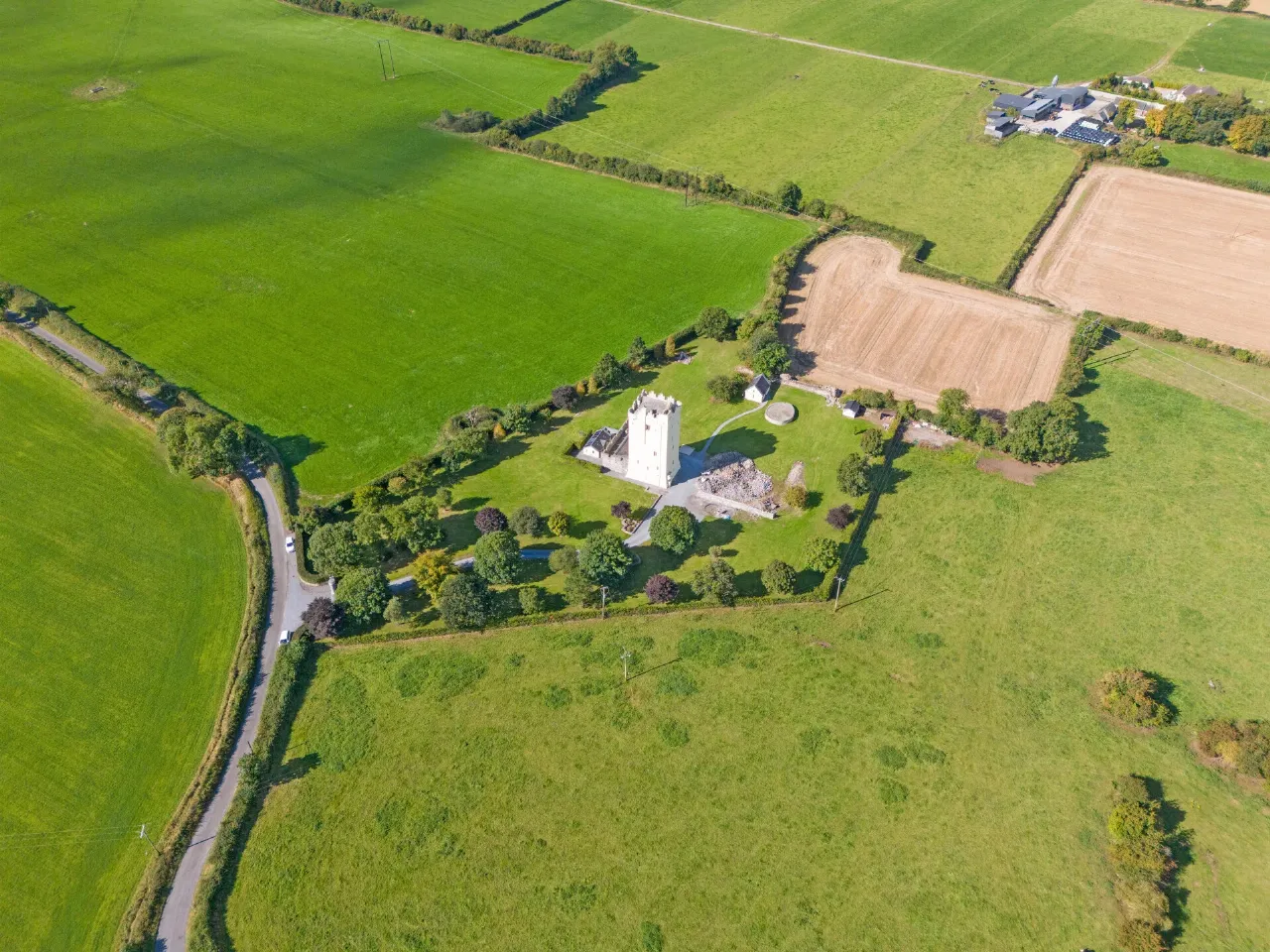 Photo of Ballytarsna Castle, Ballytarsna, Cashel, Co. Tipperary, E25 TX39
