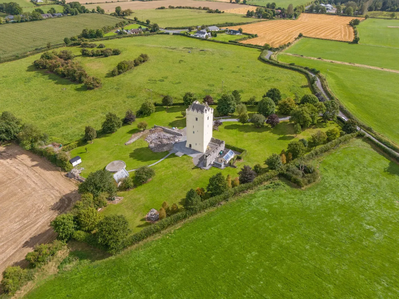 Photo of Ballytarsna Castle, Ballytarsna, Cashel, Co. Tipperary, E25 TX39