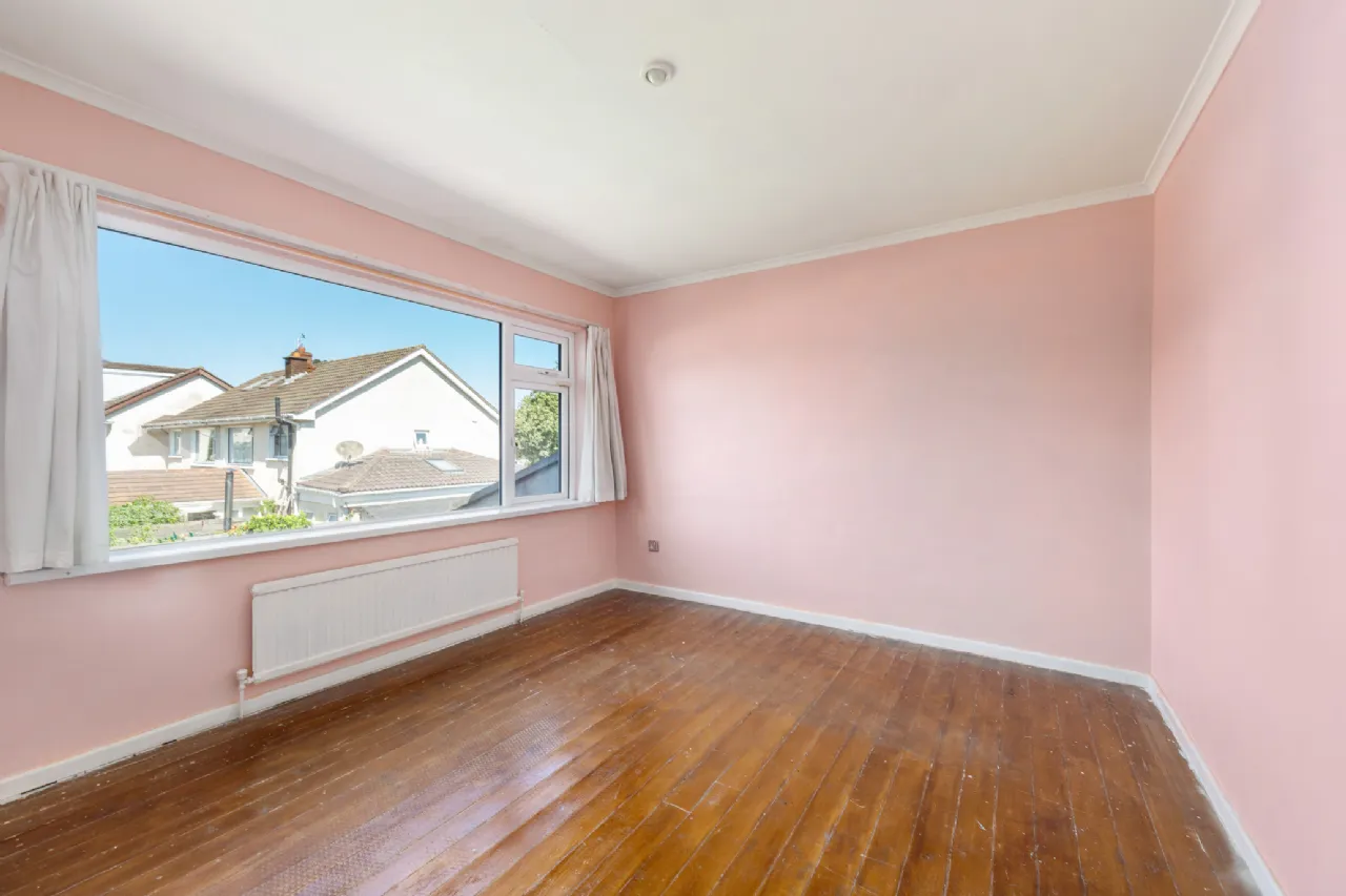 Photo of 4 The Vale, Woodfarm Acres, Palmerstown, Dublin 20, D20 X046