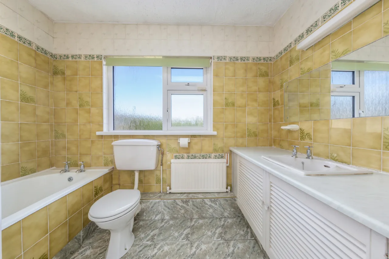 Photo of 4 The Vale, Woodfarm Acres, Palmerstown, Dublin 20, D20 X046